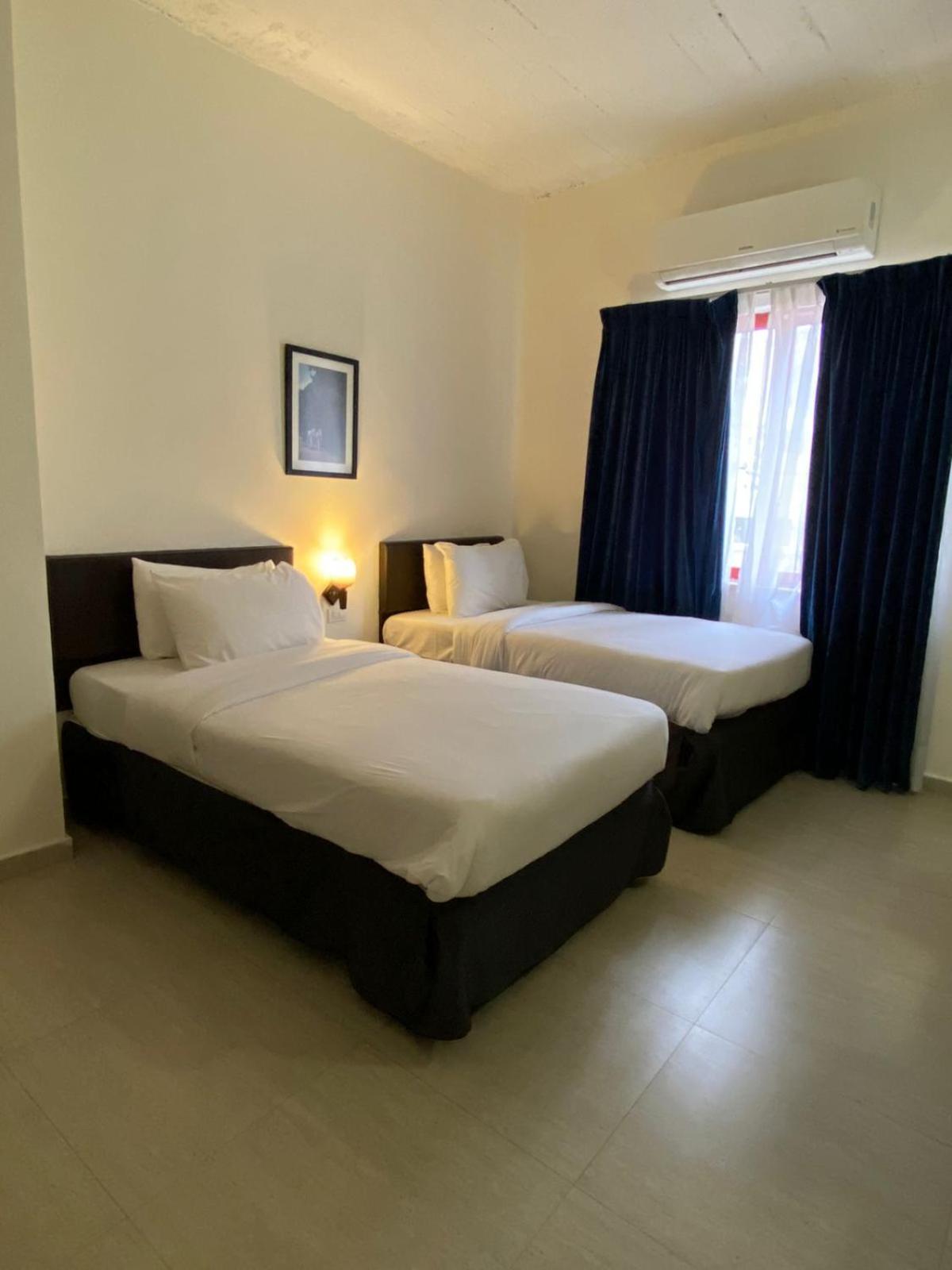 Art Hotel Downtown Амман Номер фото