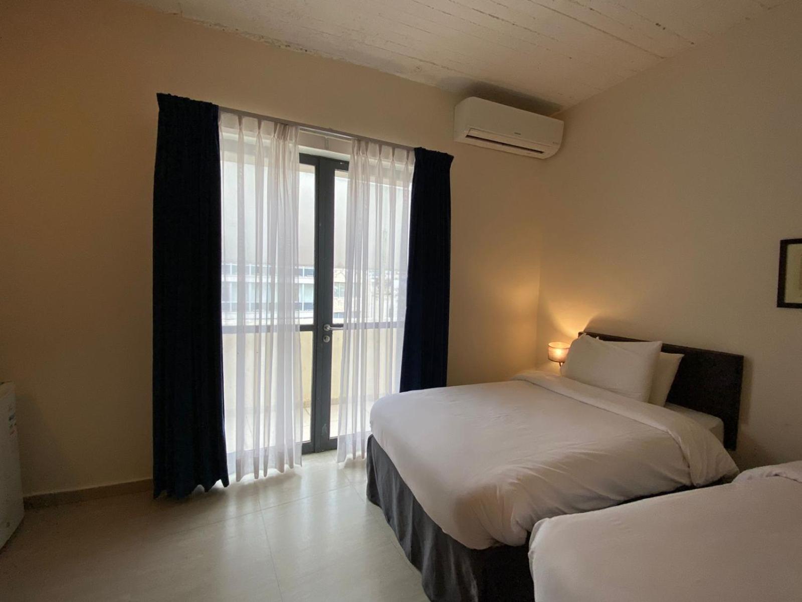 Art Hotel Downtown Амман Номер фото